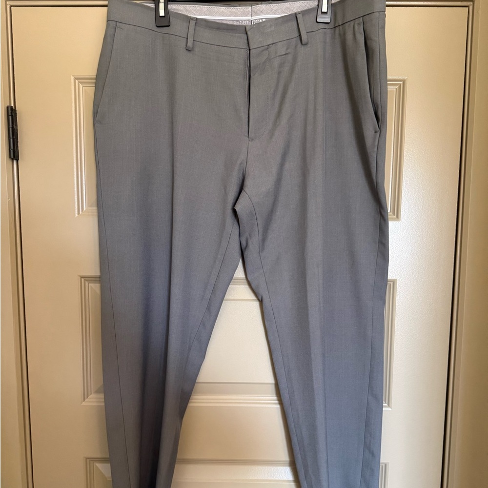 Haggar Men's Classic Gray Dress Pants